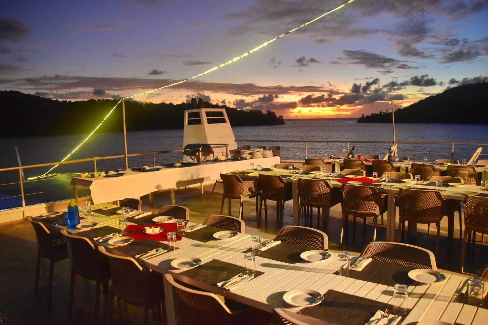 Best Local Dishes and Restaurants in Fiji, Tonga and Samoa - Cruise Ship  Karen
